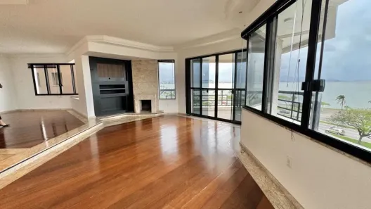 Apartamento com 3 Quartos à venda, 157m² no Agronômica, Florianópolis