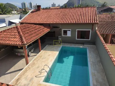 Casa com 5 Quartos à venda, 242m² no Martim de Sá, Caraguatatuba