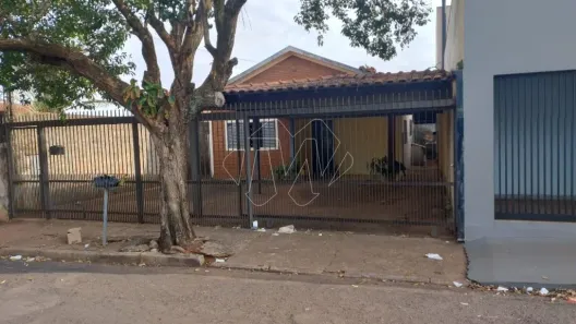 Casa com 2 Quartos à venda, 141m² no Jardim Viaduto (Vila Xavier), Araraquara