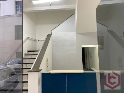 Prédio Comercial à venda, 900m² no Centro, Santos