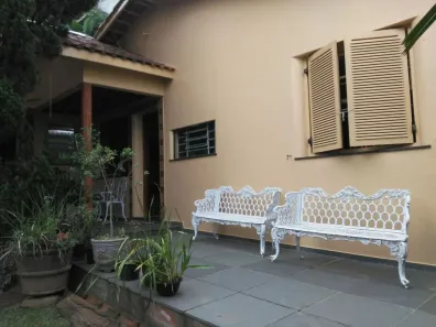 Sobrado com 3 Quartos à venda, 200m² no Jardim Itacolomi, São Paulo