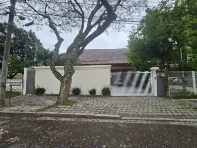 Casa com 3 Quartos à venda, 280m² no Jardim Social, Curitiba
