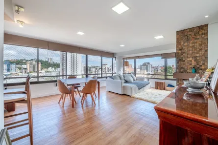 Apartamento com 2 Quartos à venda, 104m² no Menino Deus, Porto Alegre