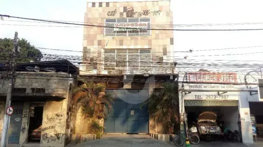 Galpão/Depósito/Armazém à venda, 350m² no São Lourenço, Niterói