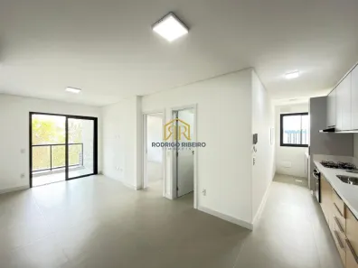 Apartamento com 2 Quartos para alugar, 71m² no Agronômica, Florianópolis