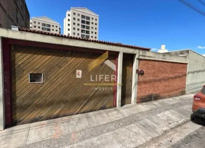 Sobrado com 3 Quartos à venda, 253m² no Vila Vianelo, Jundiaí