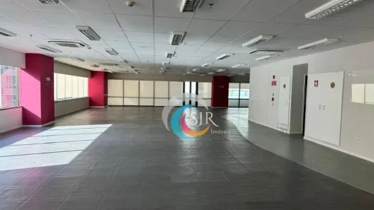 Sala Comercial para alugar, 376m² no Vila Olímpia, São Paulo