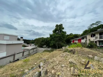Lote/Terreno à venda, 188m² no Ana Rech, Caxias do Sul