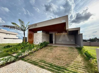 Casa de Condomínio com 4 Quartos à venda, 318m² no Gávea, Uberlândia