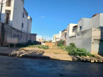 Lote/Terreno à venda, 360m² no Jardim Panorama, Montes Claros