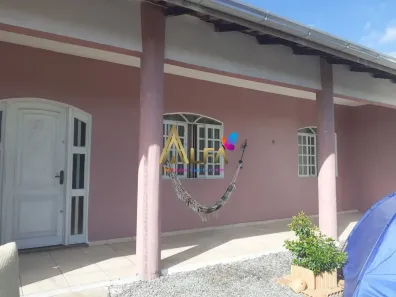 Casa com 3 Quartos à venda, 136m² no Meia Praia, Navegantes