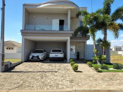 Casa de Condomínio com 3 Quartos à venda, 226m² no Nossa Senhora Aparecida I, Saltinho