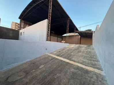 Galpão/Depósito/Armazém para alugar, 360m² no Chácaras Reunidas São Jorge, Sorocaba
