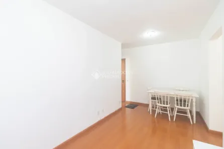 Apartamento com 2 Quartos para alugar, 53m² no Cidade Baixa, Porto Alegre