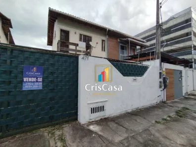 Casa com 2 Quartos para alugar, 75m² no Extensão do Bosque, Rio das Ostras
