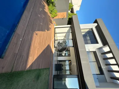 Casa de Condomínio com 4 Quartos à venda, 298m² no Gávea, Uberlândia