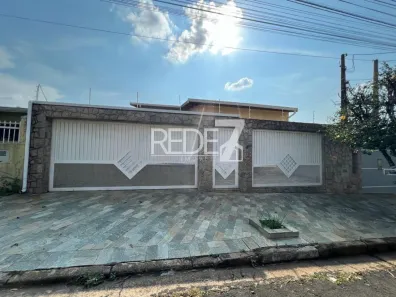 Sobrado com 3 Quartos à venda, 250m² no Jardim Quarto Centenário, Campinas