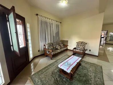 Casa com 3 Quartos à venda, 229m² no Vale Verde, Volta Redonda