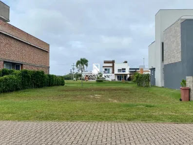 Lote/Terreno à venda, 420m² no Centenário, Torres
