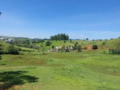Fazenda/Sítio com 2 Quartos à venda, 70m² no Centro, Pouso Alegre