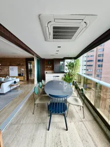 Apartamento com 2 Quartos à venda, 210m² no Meireles, Fortaleza