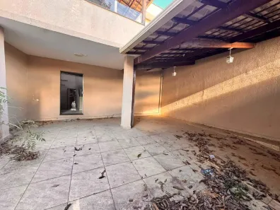 Casa com 3 Quartos à venda, 532m² no Tirol (Barreiro), Belo Horizonte