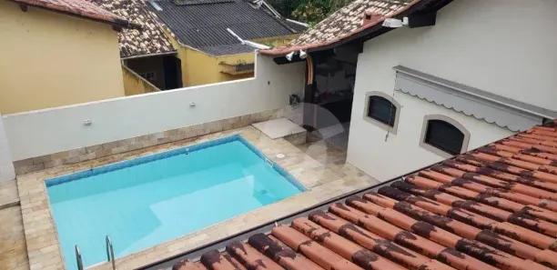 Casa de Condomínio com 4 Quartos à venda, 200m² no Vila Progresso, Niterói