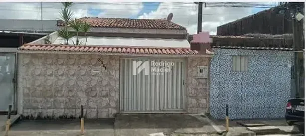 Casa com 2 Quartos à venda, 69m² no Torrões, Recife