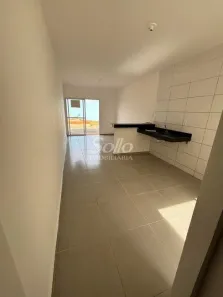 Casa de Condomínio com 2 Quartos à venda, 50m² no Loteamento Residencial Pequis, Uberlândia