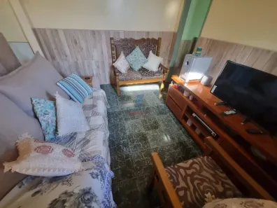 Casa com 2 Quartos à venda, 88m² no Petrolândia, Contagem