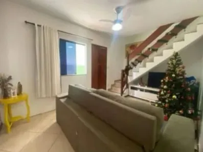 Casa com 2 Quartos à venda, 80m² no Novo Horizonte, Macaé