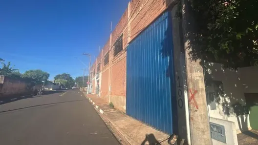 Imóvel Comercial com 2 Quartos à venda, 100m² no Vila Dutra, Bauru