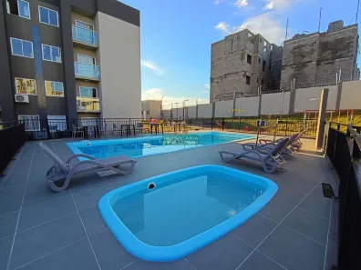 Apartamento com 2 Quartos para alugar, 55m² no Parque Tarumã, Maringá