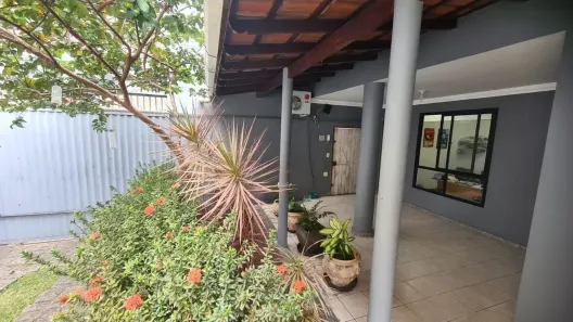 Casa com 6 Quartos à venda, 330m² no Jardim Limoeiro, Serra