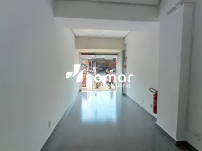 Ponto Comercial para alugar, 40m² no Centro, Divinópolis