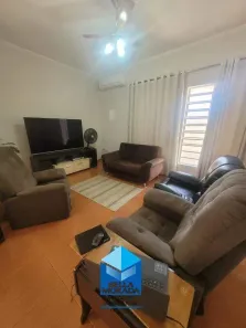 Casa com 2 Quartos à venda, 212m² no Vila Paulista, Limeira