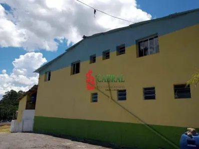Galpão/Depósito/Armazém para venda ou aluguel, 415m² no Jardim das Cerejeiras, Arujá