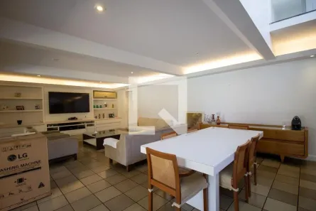 Casa com 5 Quartos à venda, 370m² no Barra da Tijuca, Rio de Janeiro
