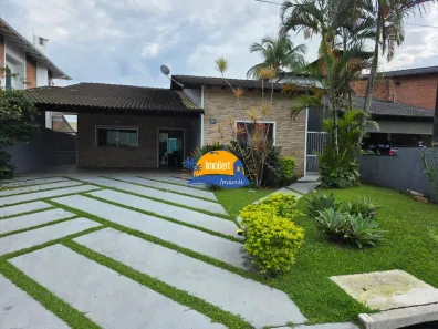 Casa de Condomínio com 3 Quartos para alugar, 150m² no Maitinga, Bertioga