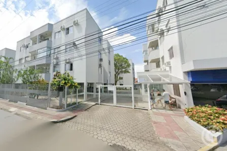 Apartamento com 3 Quartos para alugar, 75m² no Campinas, São José