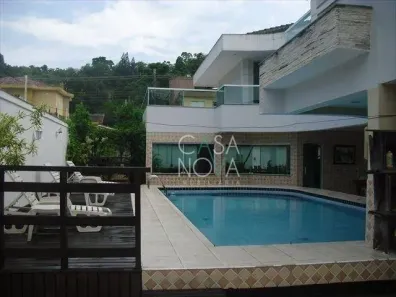 Sobrado com 3 Quartos à venda, 433m² no Morro Nova Cintra, Santos