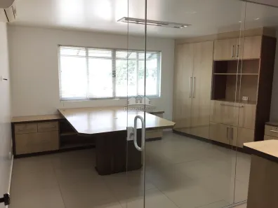 Sala Comercial para alugar, 26m² no Capão Raso, Curitiba