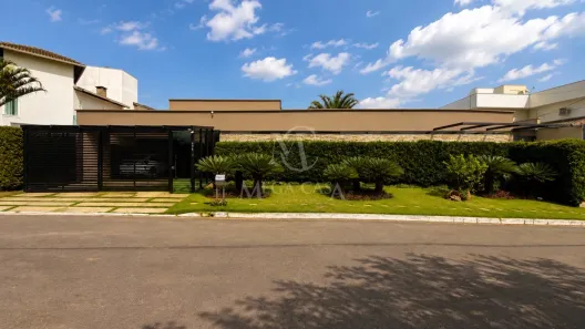 Casa de Condomínio com 4 Quartos à venda, 400m² no São Pedro, Juiz de Fora