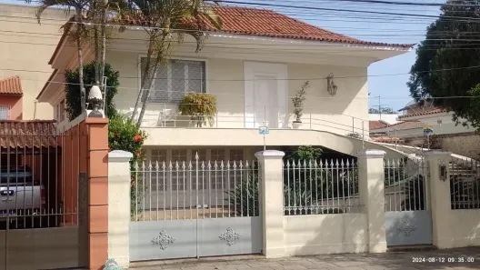 Casa com 4 Quartos à venda, 254m² no Centro, Campos dos Goytacazes