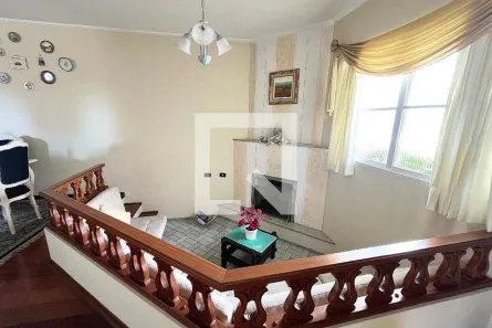 Casa com 3 Quartos à venda, 239m² no Parque Peruche, São Paulo