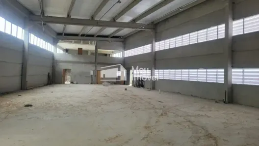 Galpão/Depósito/Armazém para alugar, 650m² no Jardim Rio Comprido, Jacareí