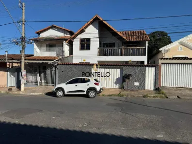 Casa com 5 Quartos à venda, 410m² no Boa Vista, Sete Lagoas