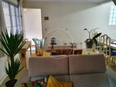 Casa com 2 Quartos à venda, 180m² no Jardim Colonial, São Paulo