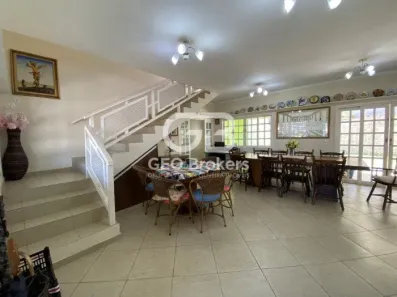 Sobrado com 3 Quartos à venda, 230m² no Jardim Terras de Santa Helena, Jacareí