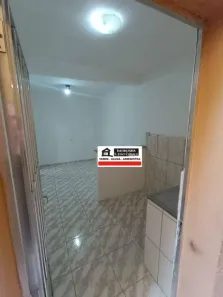 Casa com 1 Quarto para alugar, 30m² no Jardim Maria Estela, São Paulo